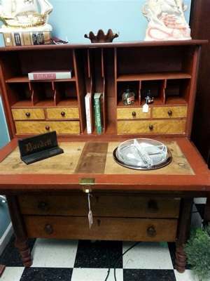 A Vintage Estate Antiques and Home Decor,LLC
