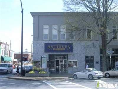 Antiques on the Square - Antiques and Early Collectables