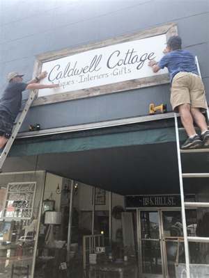 Caldwell Cottage: Antiques Interiors Gifts