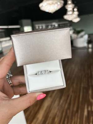 Lisa's Gold & Diamonds
