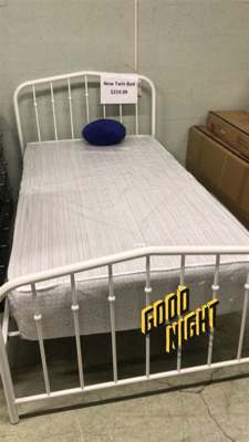 Maple Street Thrift & Pawn