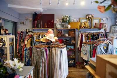 Southern Belles Antiques, Gifts &Thrifts LLC