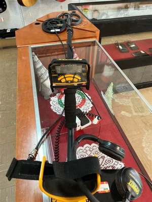 Tom's Pawn Central Gold & Silver