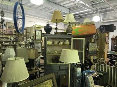 Vintage Garage Antiques at Old Clarkesville Mill
