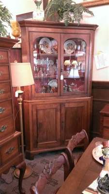 Ye Old Red Door Antiques